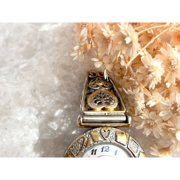 Wrangler Dual Toned Stretch Bracelet Ladies Vintage Wristwatch - 28mm - WORKS! - Picture 3 of 9